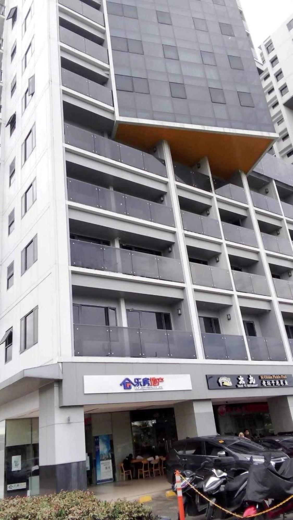 The Splendor Comfortable Living By Awsom Phil Pasay Exterior photo